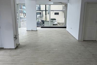 Spațiu comercial, de 62 mp, în Nord - 3