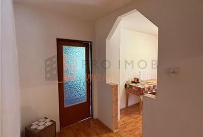 EXCLUSIVITATE! Apartament 2 camere cf1 decomandat zona Berca - 4