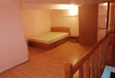 Apartament cu 2 camere decomandat, mobilat în Iris