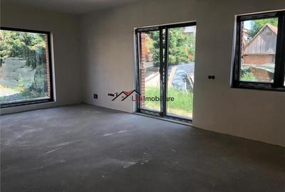 Duplex 4 camere, 120 mp utili,teren liber intre 50 si 150 mp. Zona foarte buna d Duplex 4 camere, 120 mp utili,teren liber intre 50 si 150 mp. Zona foarte buna d - 6