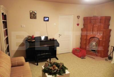 Casa de vanzare, cu 4 camere, 170mp, zona Garbau (Cornesti) - 2