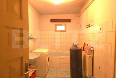 Casă cu 6 camere cu Teren 920 Mp în Central - 4