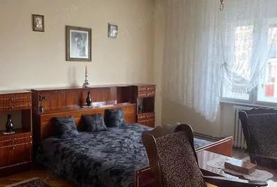 Casă cu Teren 91 Mp în Central - 17