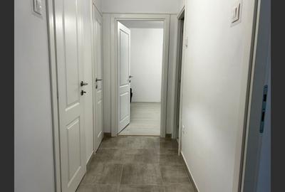 Apartament de vis - complet renovat, mobilat, etaj 2/4 - 6
