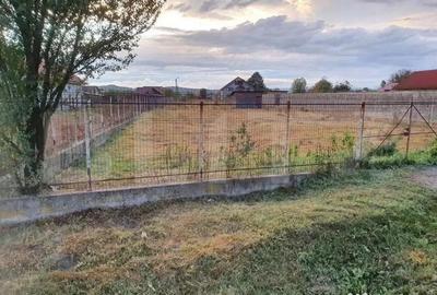 Teren de 2600 mp, în Central - 3