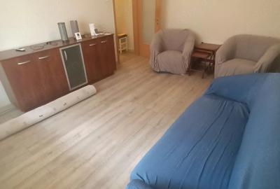 Apartament cu 2 camere semidecomandat în Complex Studențesc
