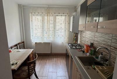 Apartament cu 3 camere decomandat în Bucur Obor - 7