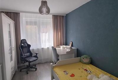 RECO Apartament cu 3 camere in Rogerius - 9