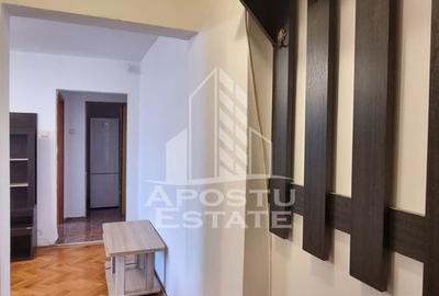 Apartament cu 3 camere semidecomandat în Dacia - 1