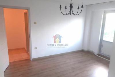 Apartament 2 camere,zona Viziru 3, etaj 5