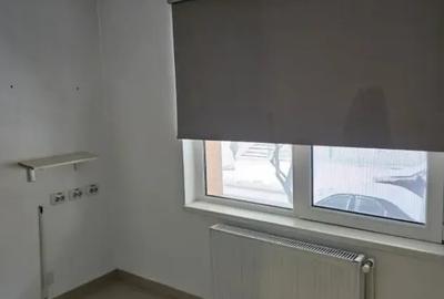 Apartament cu 4 camere decomandat în Apărătorii Patriei - 7