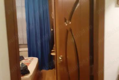 Vand apartament 2 camere confort 2 - 2