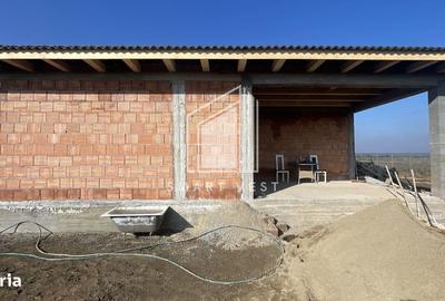 Casă cu 4 camere cu Teren 700 Mp în Botiz - 10