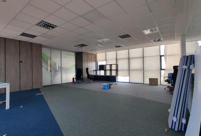 Birou, de 360 mp, în P-ța Muncii - 9