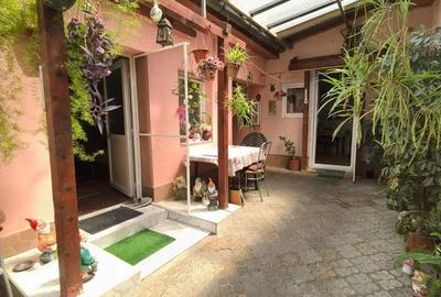 Casă cu 5 camere în Ghiroda