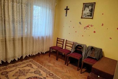 Apartament cu 3 camere semidecomandat în Central - 7