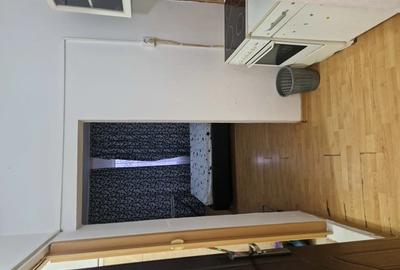 Inchiriez garsoniera - 2