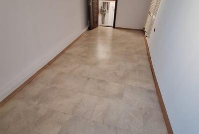 Faleza Nord, imobil P+1, 7 camere - 13