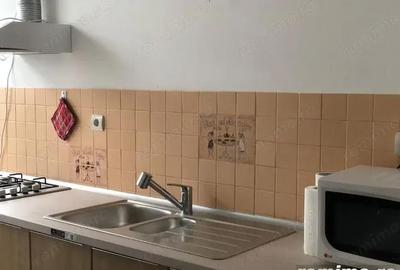 Garsonieră în Traian - 1