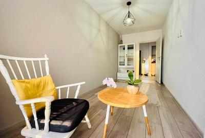Apartament 3 camere de vanzare Tractorul - 1