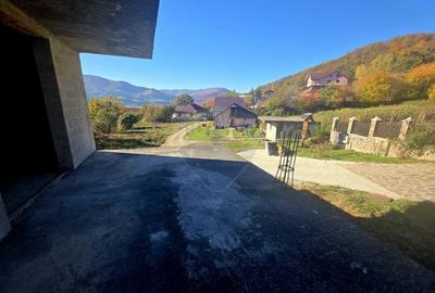 Casă individuală cu 5 camere cu Teren 2700 Mp în Alexandru cel Bun - 12