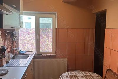 Apartament cu 3 camere decomandat în Central - 2