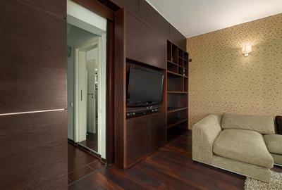 Otopeni - str Campului - Vila 4 camere+birou, curte generoasa - 15