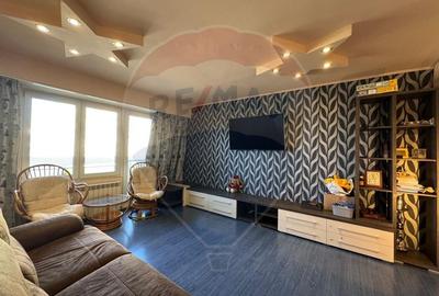 Apartament cu 3 camere semidecomandat, mobilat în Polivalentă - 12