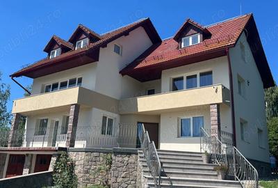Casă cu 8 camere cu Teren 7000 Mp în Vâlcele - 9