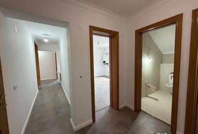 Apartament cu 3 camere decomandat în Central - 8
