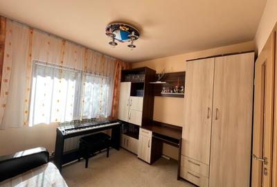 Apartament cu 3 camere semidecomandat, mobilat în Spitalul Județean - 9