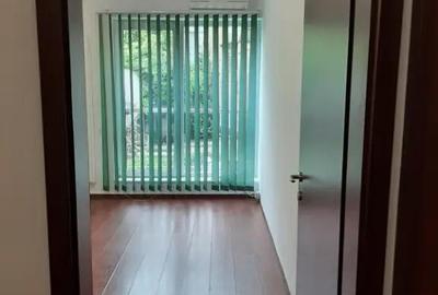 Spațiu comercial, de 115 mp, în Semicentral - 2