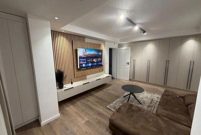 Apartament cu 2 camere semidecomandat în Ultracentral