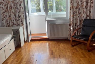 Apartament cu 2 camere decomandat în Decebal