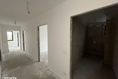 Casă cu 4 camere cu Teren 485 Mp în Vetiș - 13