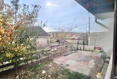 Apartament 110mp in vila, cu teren, 1km de Plopii fara sot,parter ?i demisol, - 1