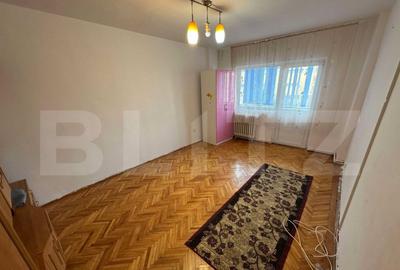 Apartament de vanzare, cu 2 camere, 42 mp, zona Decebal - 17