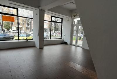 Spațiu comercial, de 80 mp, în Gării