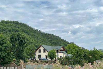 Casă cu 5 camere cu Teren 1500 Mp în Pârscov - 5