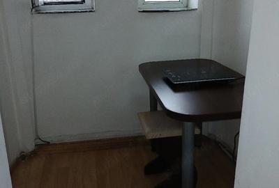 Garsonieră decomandată în Central - 3