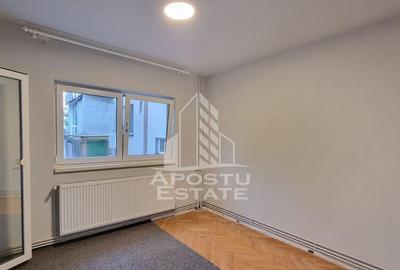 Apartament cu 2 camere,nemobilat, petfriendly, zona Lipovei Apartament cu 2 camere,nemobilat, petfriendly, zona Lipovei - 2