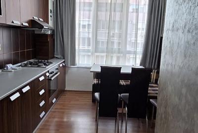 Apartament cu 3 camere semidecomandat în UTA - 1