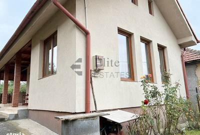 Casă cu 2 camere cu Teren 1591 Mp în Betfia - 1