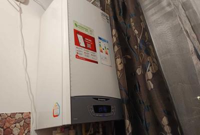 Apartament cu 2 camere decomandat în Exterior Vest