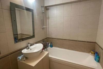 Apartament cu 4 camere decomandat în Central - 2