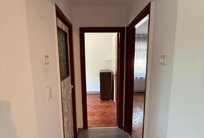 Apartament 3 camere, etaj 3, bloc de caramida - 11
