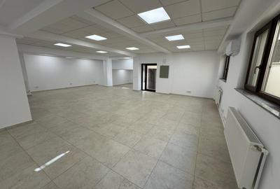 Spatiu comercial, demisol, 139.9mp, open-space, cartier Centru - 1
