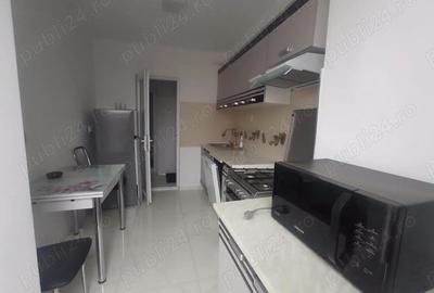 Apartament cu 2 camere semidecomandat în Micro 16
