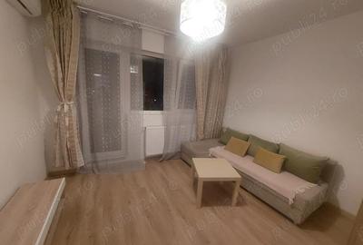 Garsonieră decomandată în Central