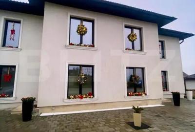 Casă cu 4 camere cu Teren 375 Mp în Central - 8